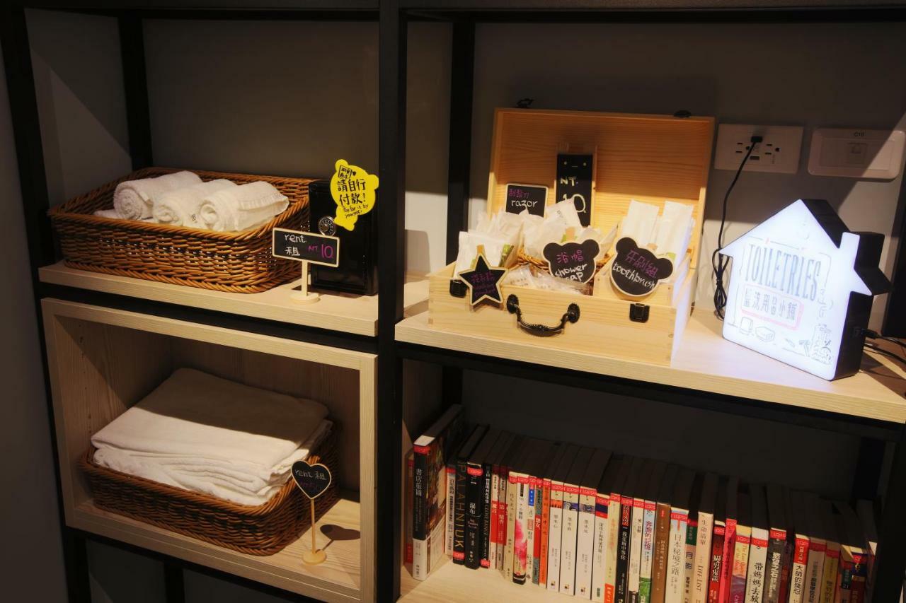Loosha Hostel Taichung Dış mekan fotoğraf