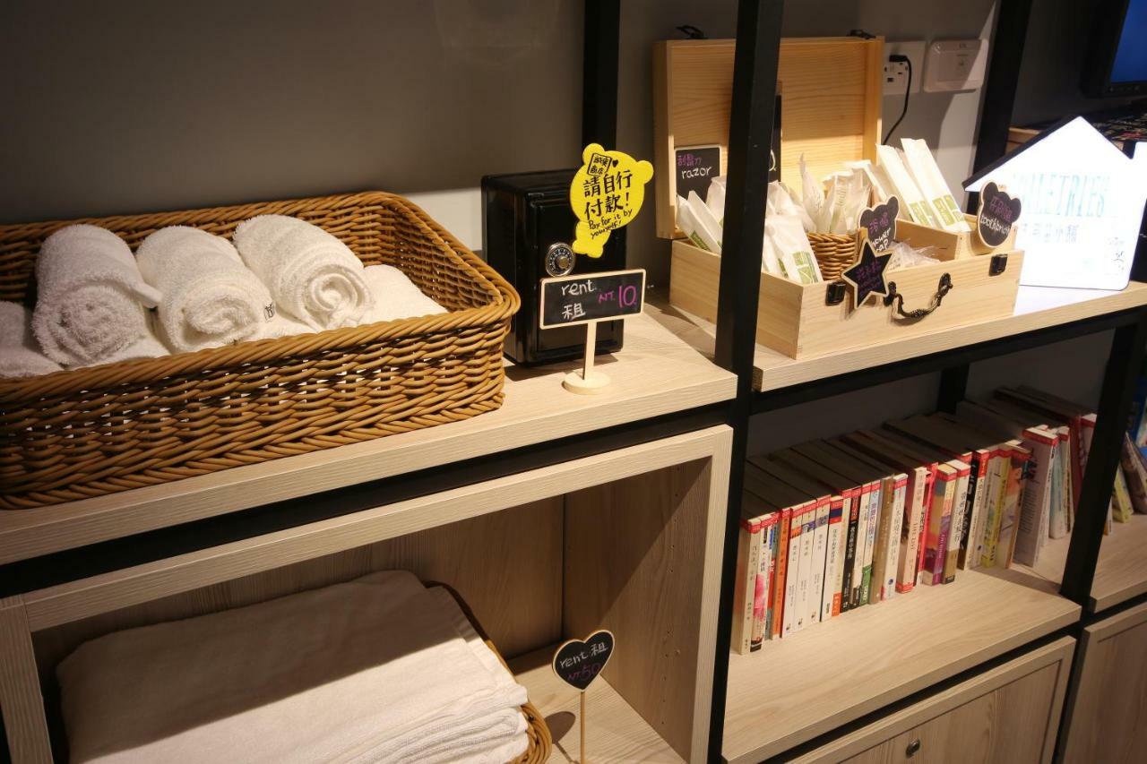 Loosha Hostel Taichung Dış mekan fotoğraf