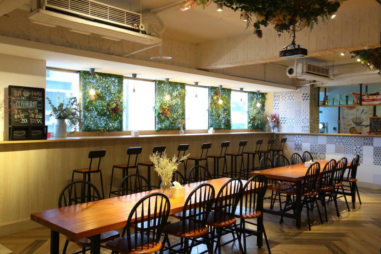 Loosha Hostel Taichung Dış mekan fotoğraf